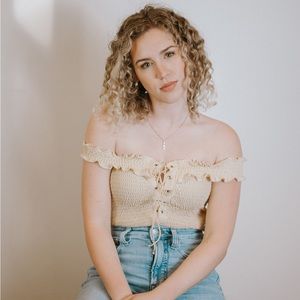 Meet your Posher, Jade